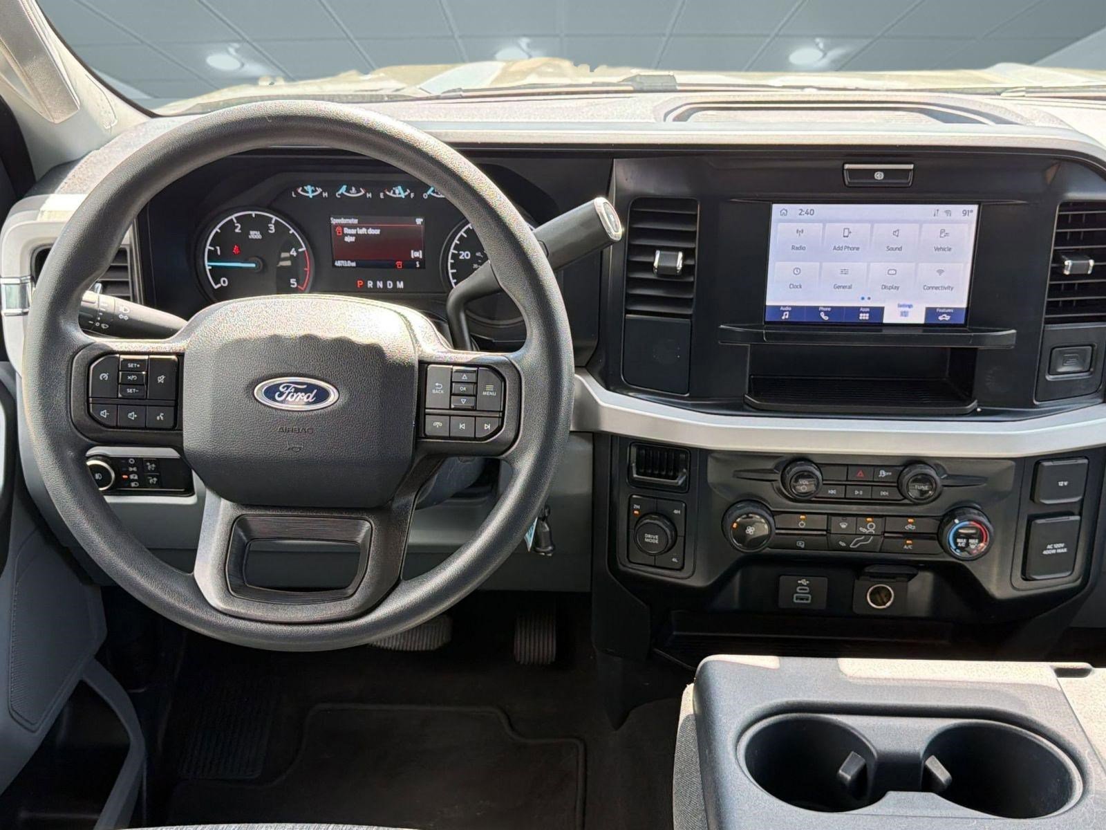 Certified 2025 Ford F250 XLT image 28