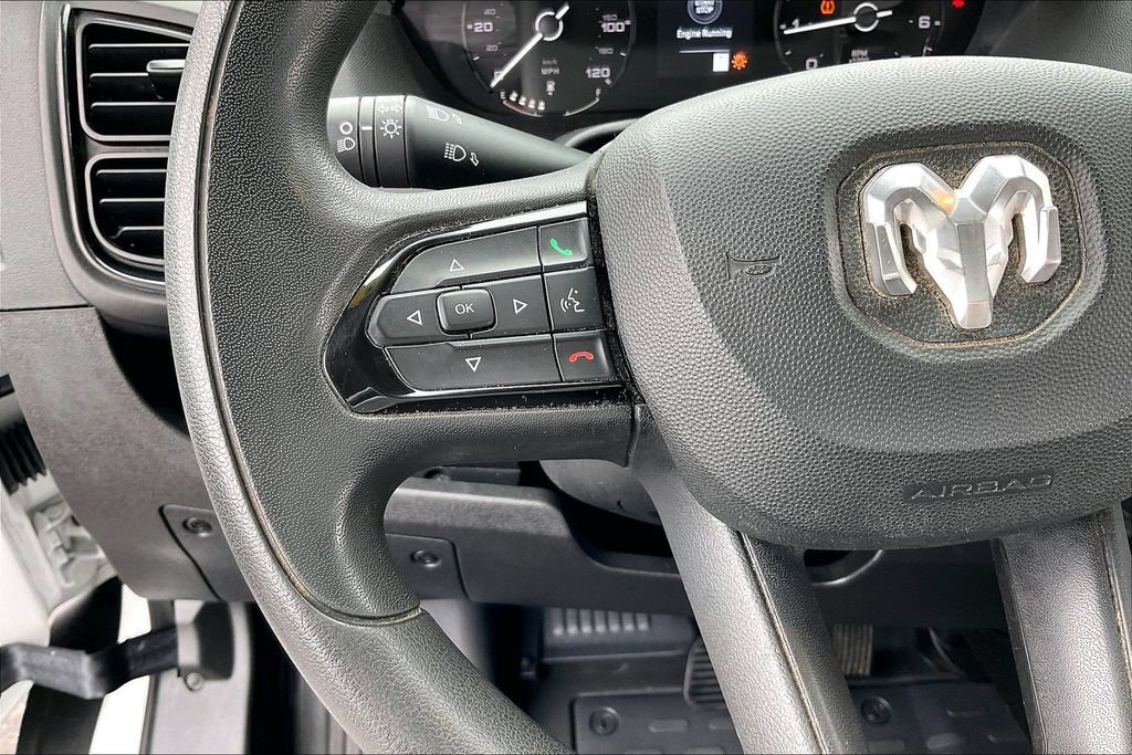 Used 2025 RAM ProMaster 2500 w/ Convenience Group FWD image 17