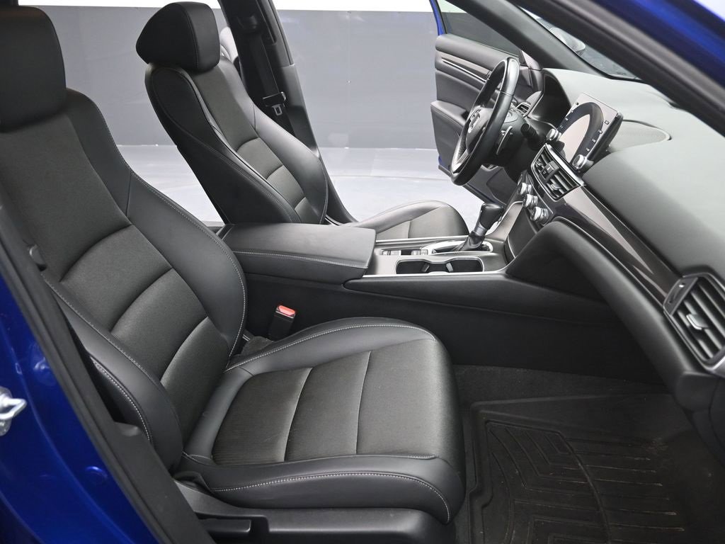 Used 2022 Honda Accord Sport image 16