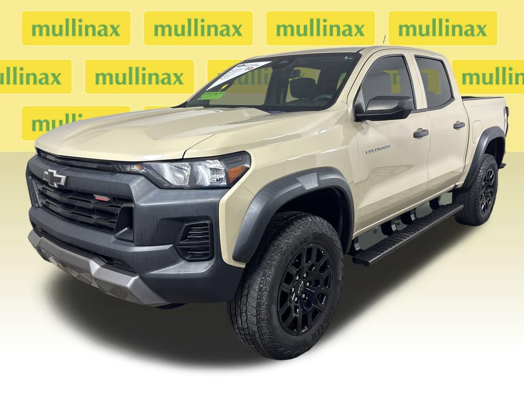 Used 2023 Chevrolet Colorado Trail Boss AWD/4WD image 14