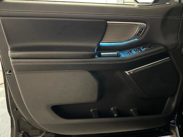 Certified 2025 Ford Expedition Max Platinum image 17