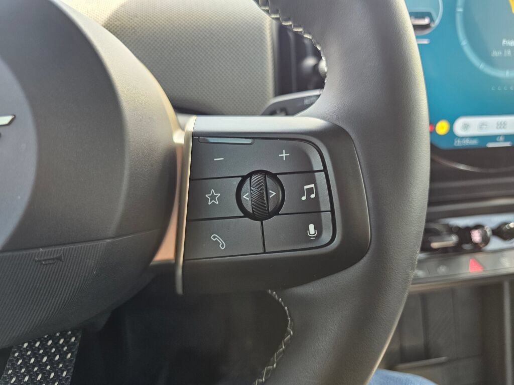 Used 2025 MINI Cooper S FWD image 19