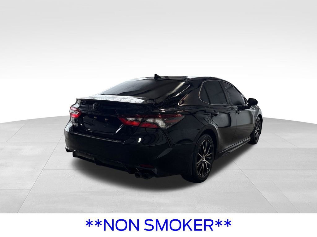 Used 2023 Toyota Camry SE FWD image 8