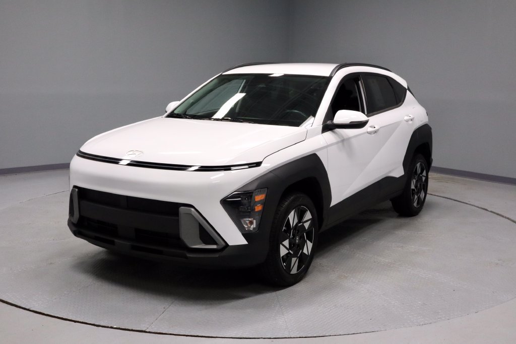 Used 2024 Hyundai Kona SEL w/ Convenience Package AWD/4WD image 7