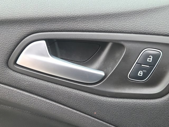 Certified 2017 Ford C-MAX SE w/ Equipment Group 201A FWD image 22
