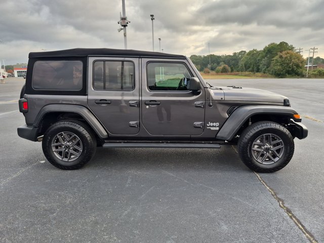Used 2020 Jeep Wrangler Unlimited Sport S AWD/4WD image 3