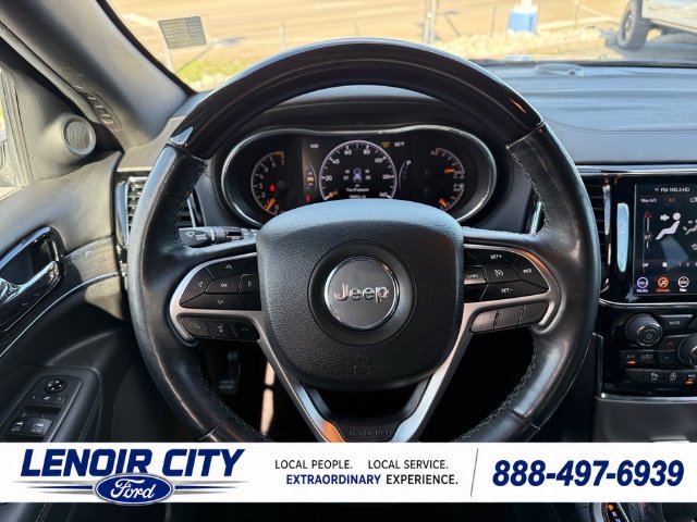 Used 2019 Jeep Grand Cherokee Overland AWD/4WD image 15