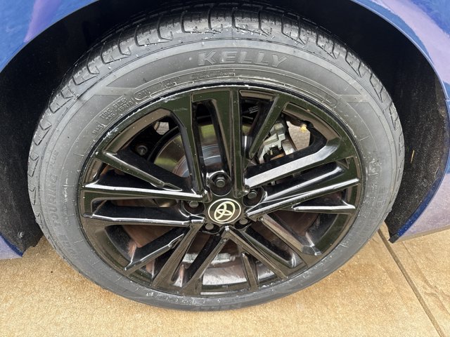 Used 2025 Toyota Camry SE FWD image 10