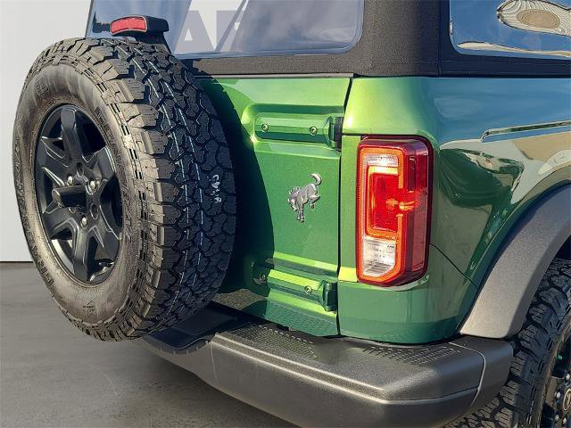 Certified 2024 Ford Bronco Black Diamond image 8