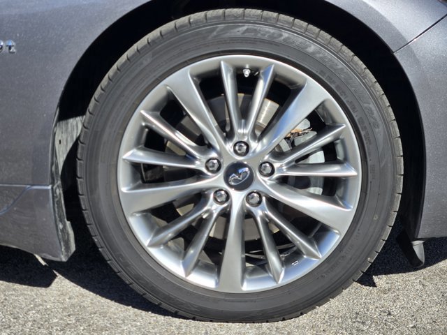 Used 2019 INFINITI Q50 Luxe w/ Essential Package (3.0T Luxe) image 10