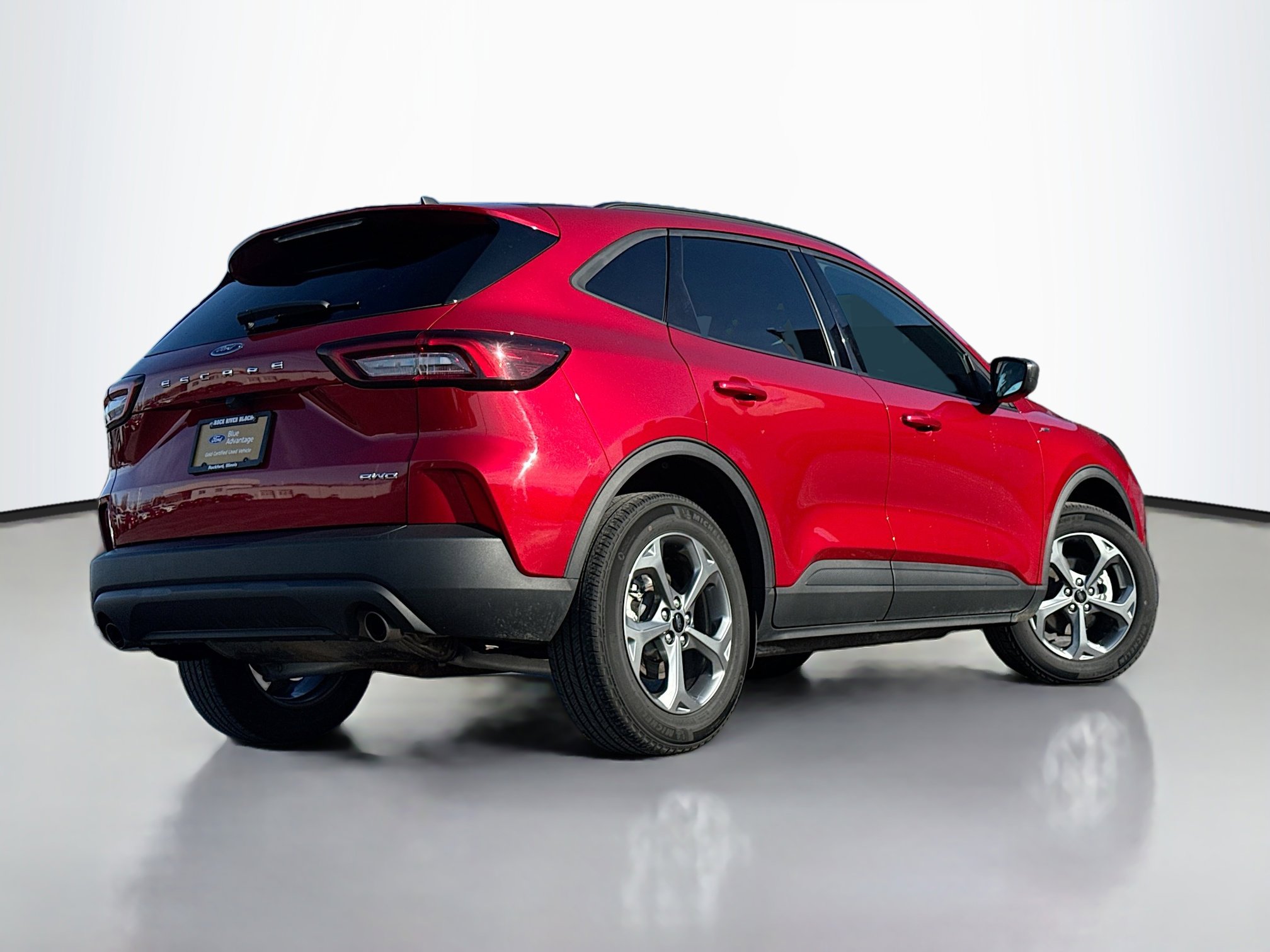 Certified 2025 Ford Escape ST-Line image 2