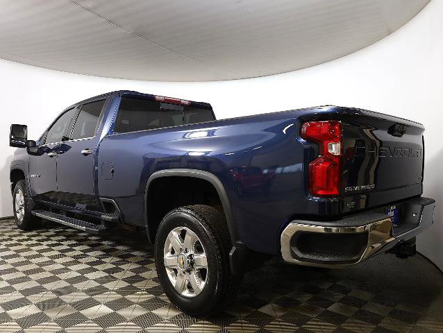 Used 2022 Chevrolet Silverado 3500 LTZ w/ LTZ Convenience Package image 2