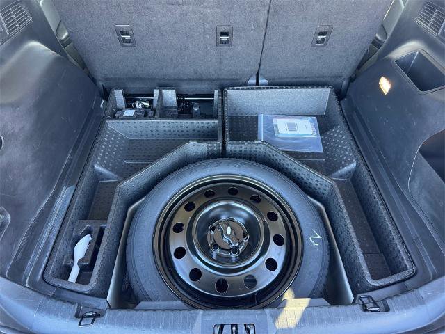 Certified 2024 Ford Edge SEL image 16