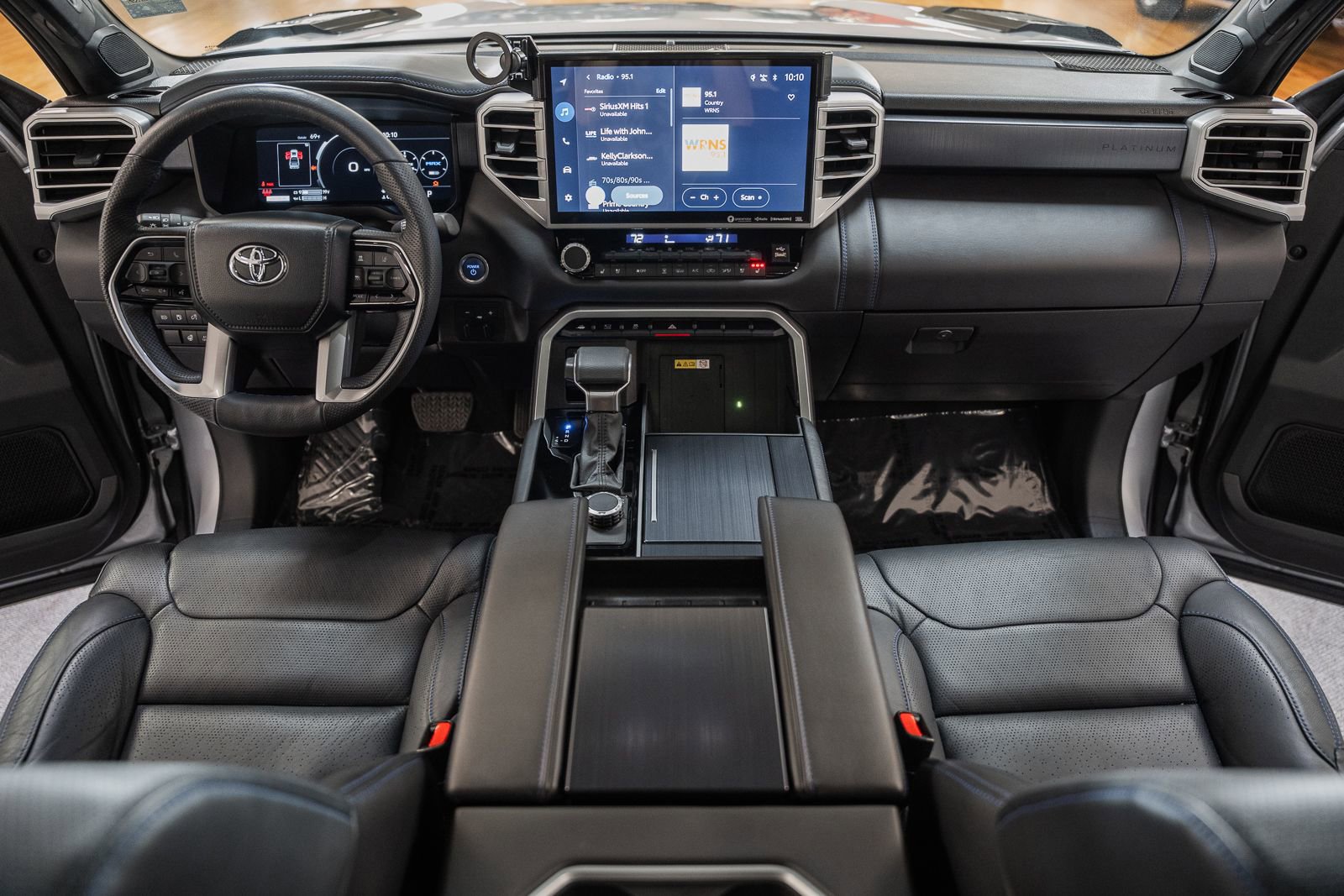 Used 2024 Toyota Tundra Platinum image 27