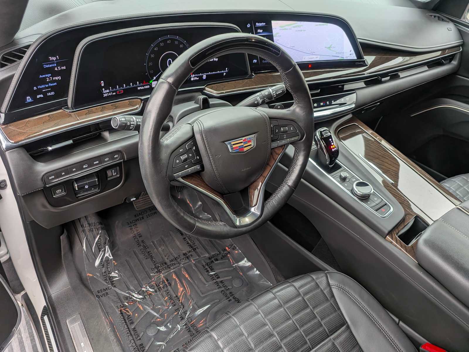 Used 2023 Cadillac Escalade Premium Luxury Platinum w/ LPO, Radiant Package AWD/4WD image 2