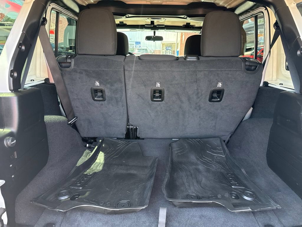Used 2021 Jeep Wrangler Unlimited Sport AWD/4WD image 12