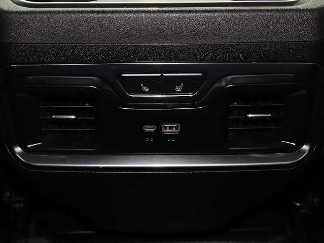 Used 2024 Chevrolet Silverado 3500 LTZ w/ LTZ Plus Package image 30