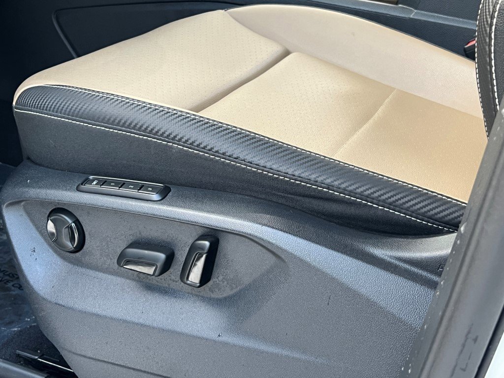 Used 2023 Volkswagen Atlas Cross Sport SEL image 21