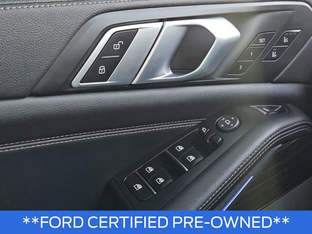 Used 2020 BMW X5 M50i image 28