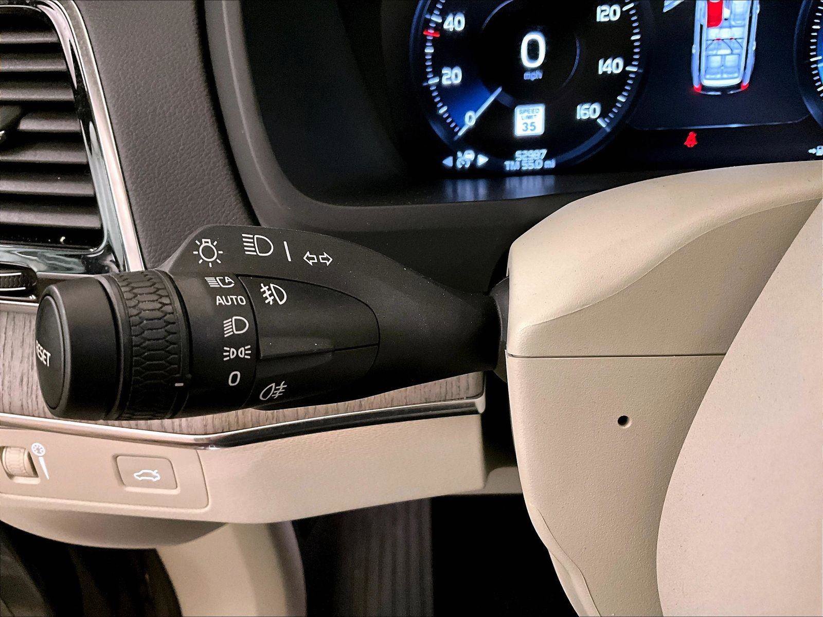 Used 2022 Volvo XC90 T6 Inscription w/ Advanced Package image 31