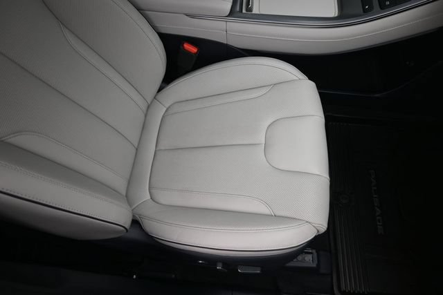 Used 2025 Hyundai Palisade Calligraphy AWD/4WD image 32
