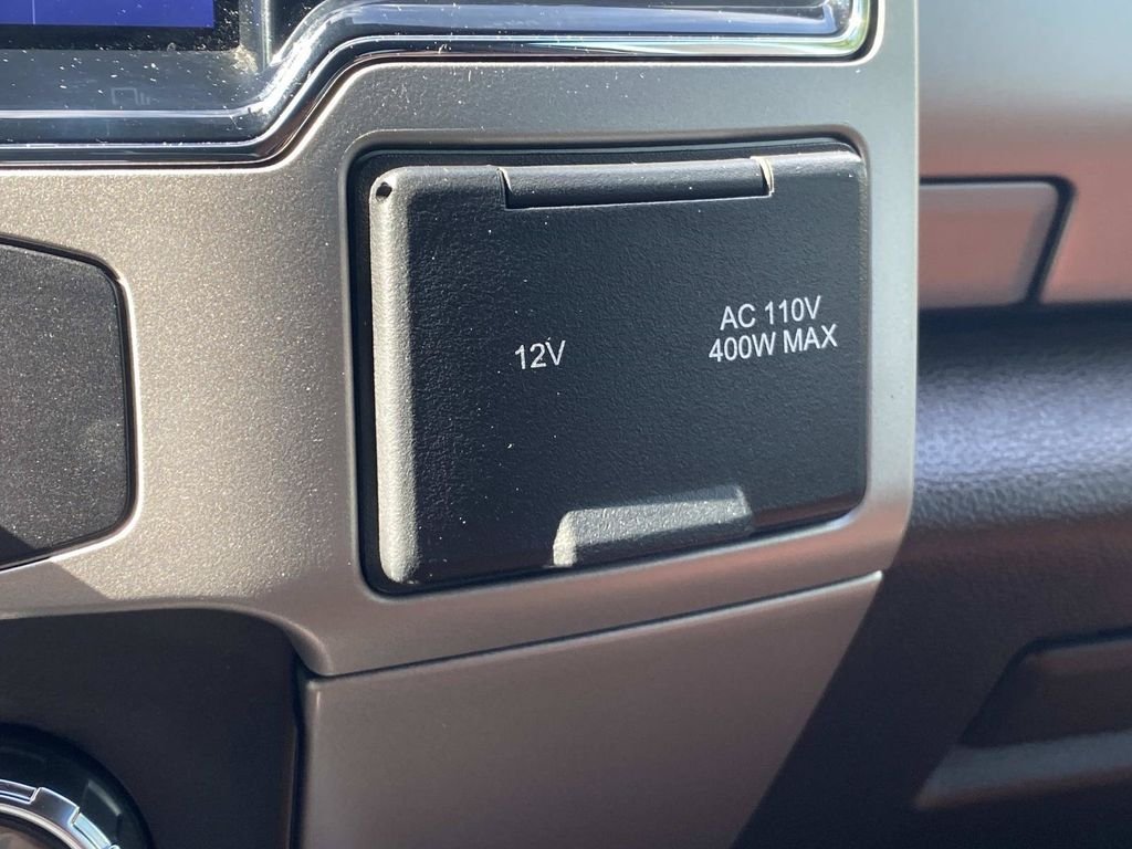 Certified 2022 Ford F250 King Ranch w/ King Ranch Ultimate Package AWD/4WD image 31
