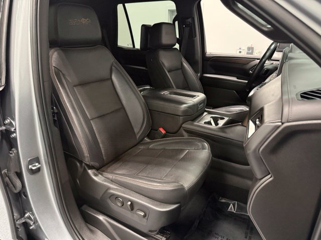 Used 2023 Chevrolet Tahoe High Country w/ Advanced Technology Package AWD/4WD image 39