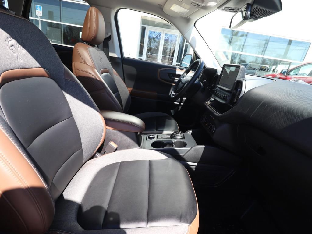 Certified 2024 Ford Bronco Sport Outer Banks w/ Tech Package image 17