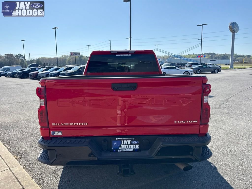 Used 2025 Chevrolet Silverado 2500 Custom w/ Custom Value Package image 5