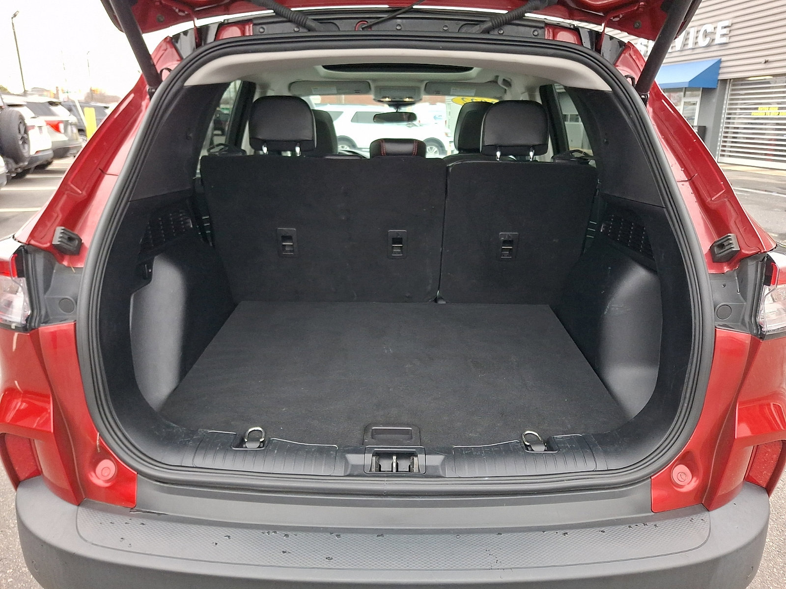 Certified 2022 Ford Escape SEL w/ SEL Stealth AWD Package image 30