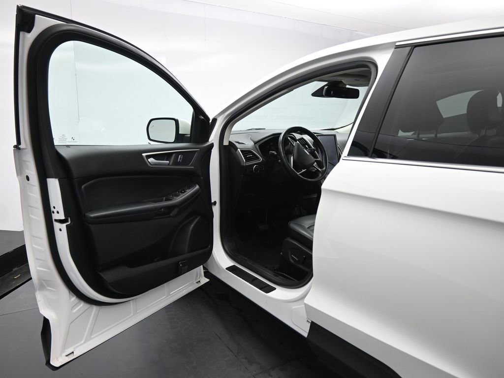 Certified 2023 Ford Edge SEL w/ Convenience Package AWD/4WD image 37