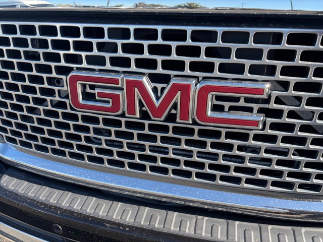 Used 2017 GMC Sierra 3500 Denali w/ Duramax Plus Package AWD/4WD image 23