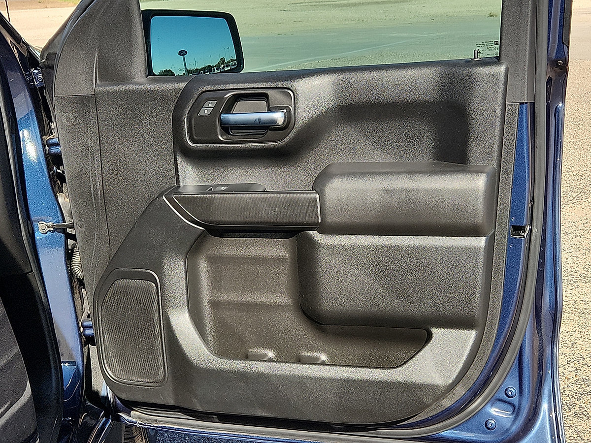 Used 2022 Chevrolet Silverado 1500 Custom RWD image 11