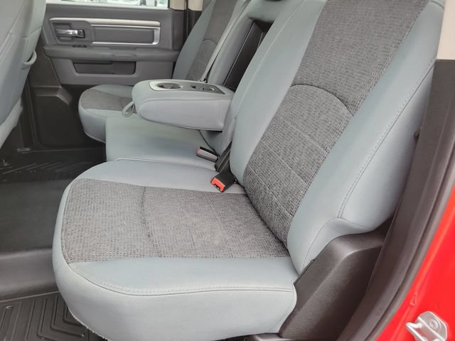 Used 2019 RAM 1500 Classic SLT w/ Luxury Group AWD/4WD image 19