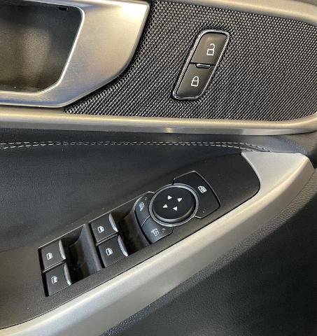 Certified 2024 Ford Explorer XLT w/ Equipment Group 202A image 35