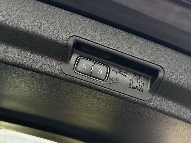 Certified 2023 Ford Explorer XLT image 10