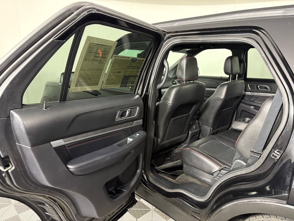 Certified 2018 Ford Explorer Sport AWD/4WD image 27