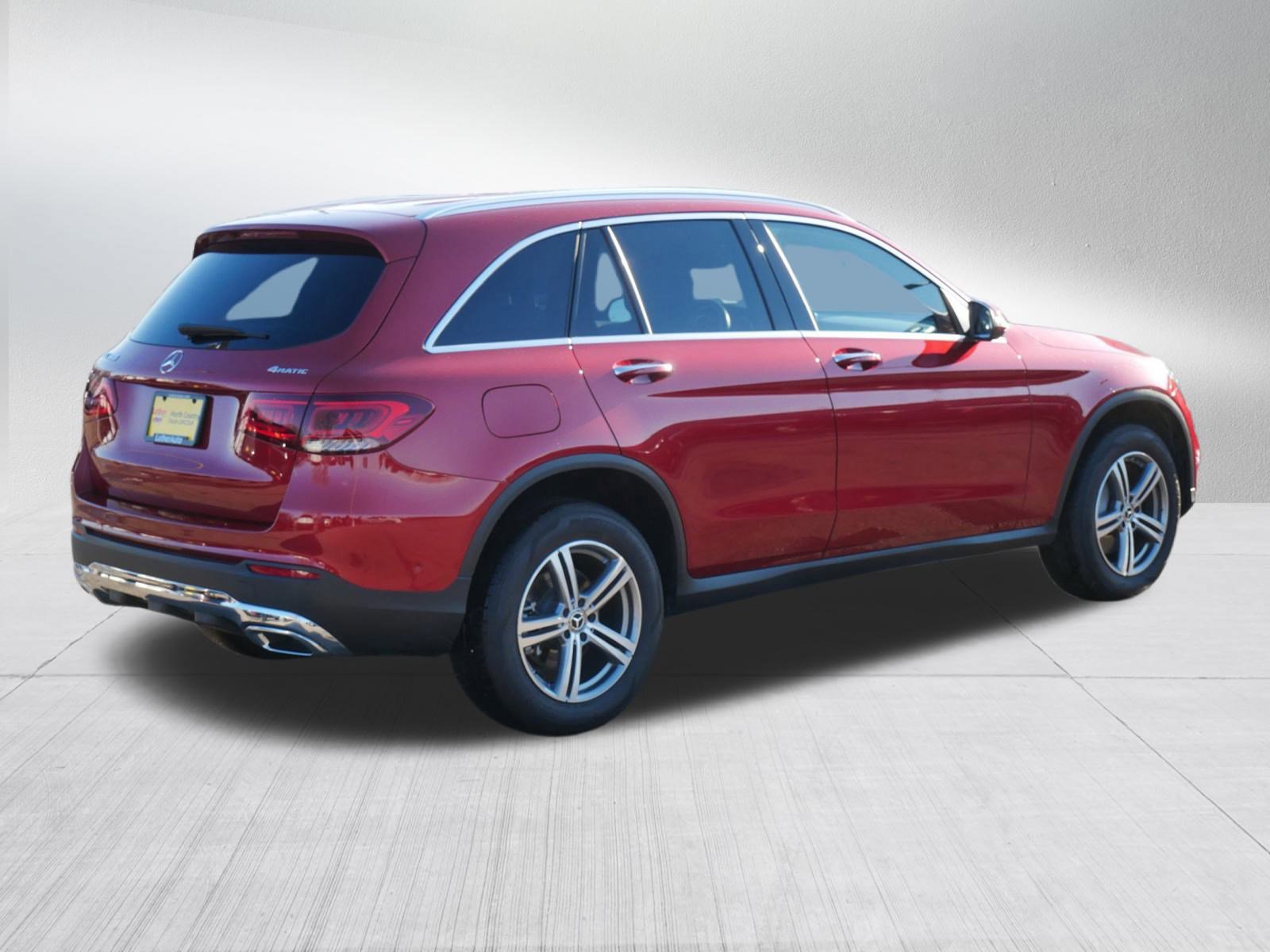 Used 2022 Mercedes-Benz GLC 300 4MATIC image 5