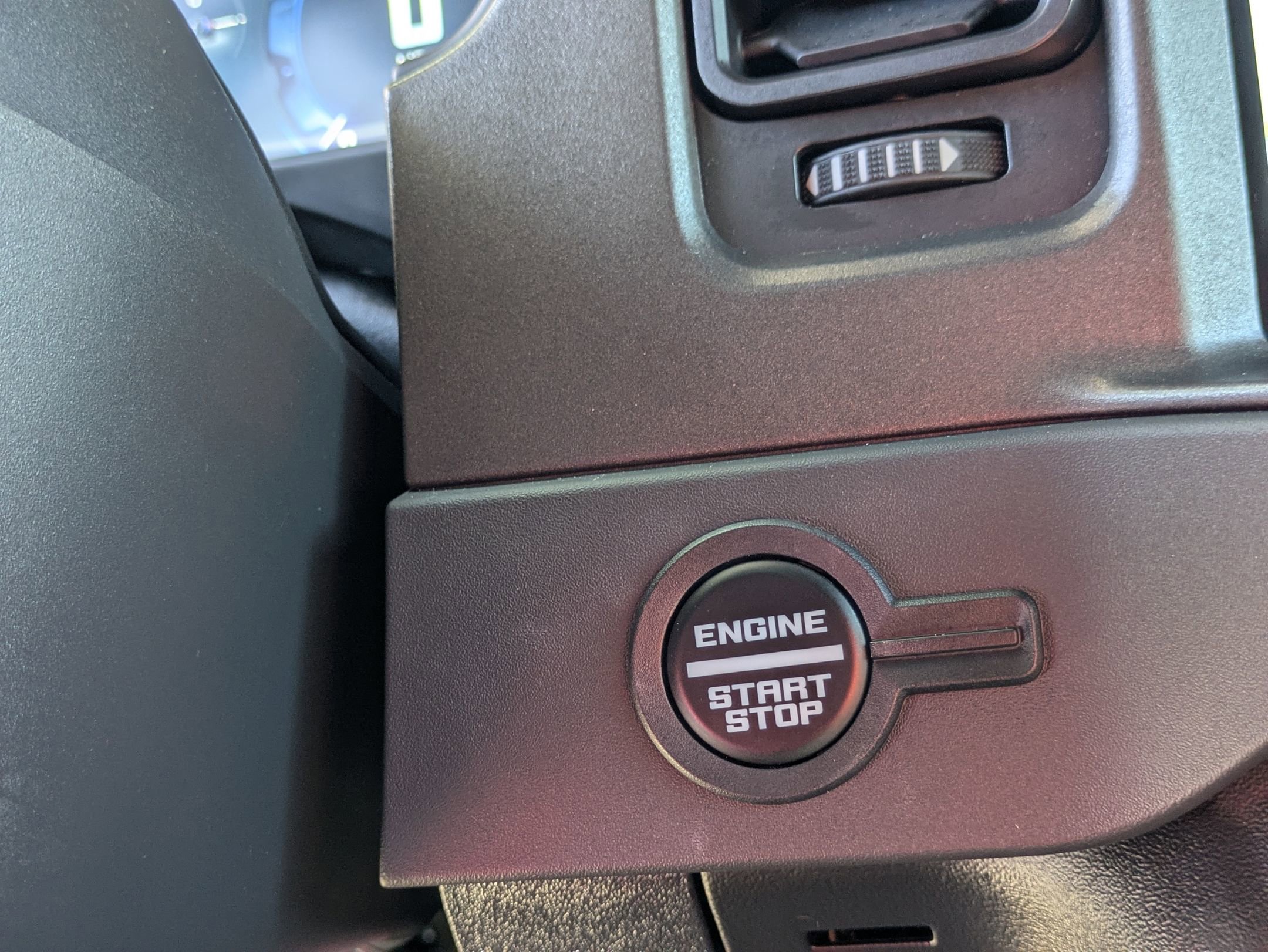 Certified 2025 Ford Bronco Badlands image 27