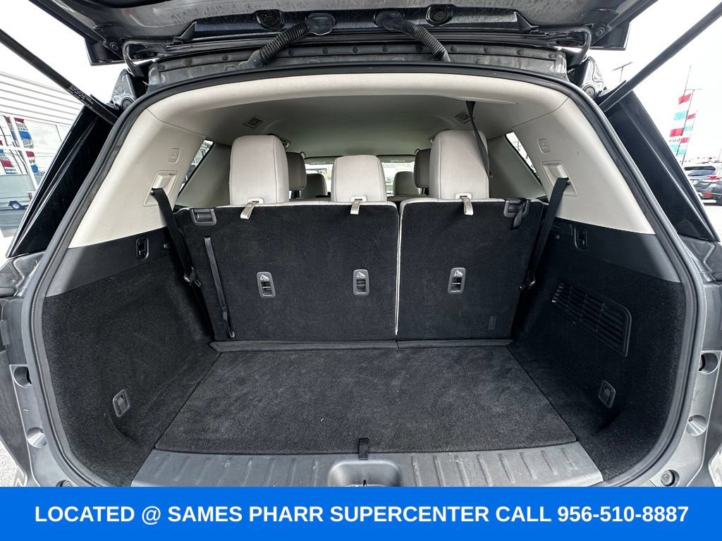 Used 2024 Nissan Pathfinder SV FWD image 21