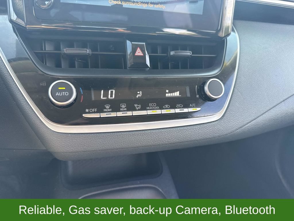 Used 2025 Toyota Corolla LE FWD image 22