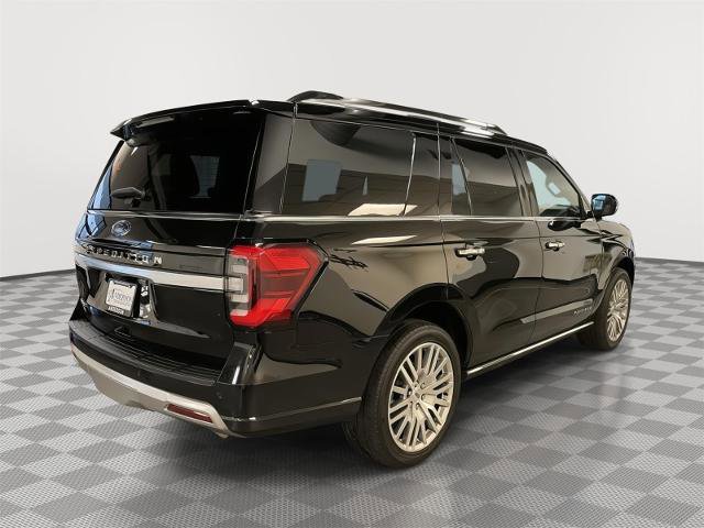Certified 2023 Ford Expedition Platinum image 3