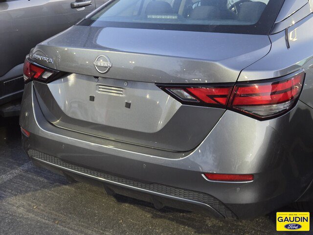 Used 2025 Nissan Sentra SV w/ All-Weather Package FWD image 3