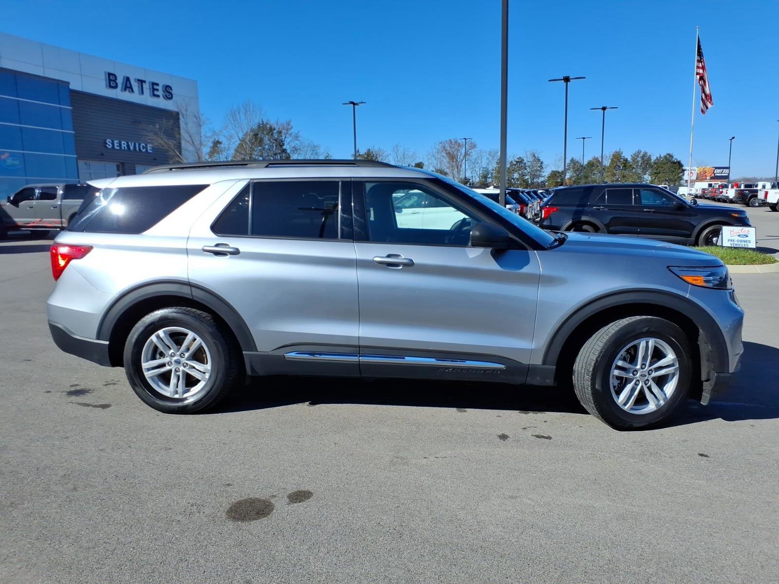 Certified 2024 Ford Explorer XLT w/ Equipment Group 202A image 6