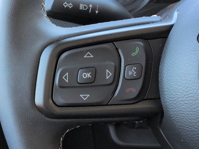 Used 2025 Jeep Gladiator Rubicon AWD/4WD image 32