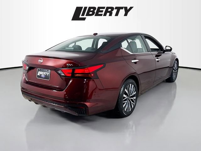 Used 2023 Nissan Altima 2.5 SV image 5