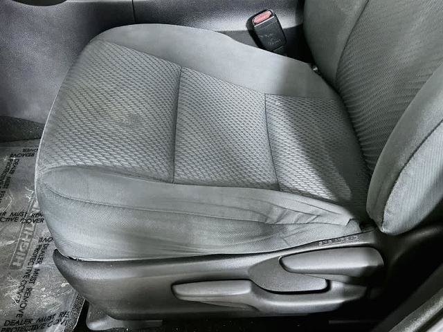 Used 2018 Toyota Highlander LE w/ Carpet Mat Package (TMS) AWD/4WD image 30