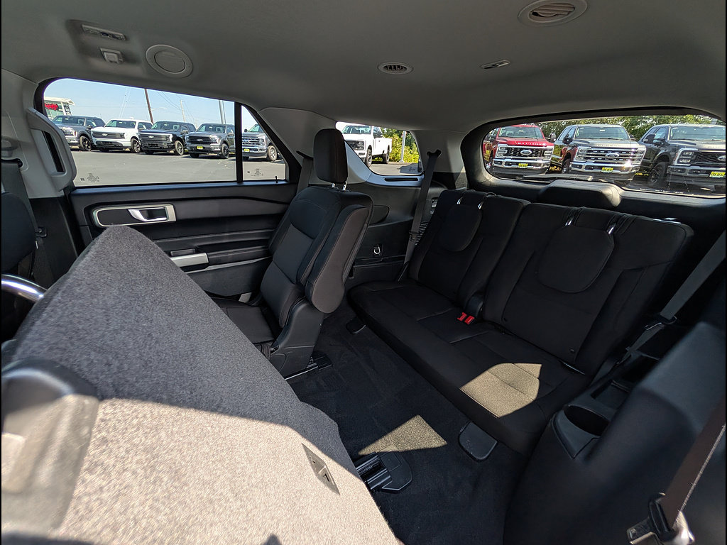 Certified 2023 Ford Explorer XLT AWD/4WD image 33