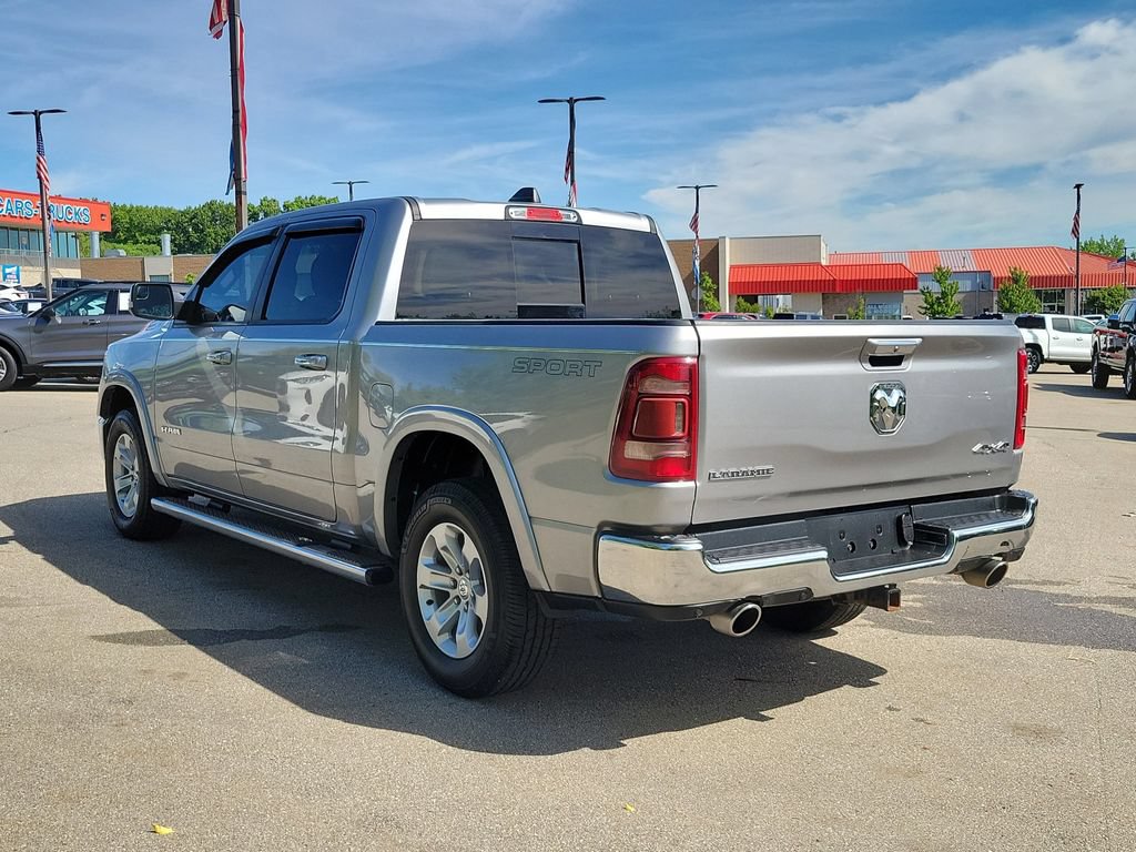 Used 2022 RAM 1500 Laramie AWD/4WD image 3