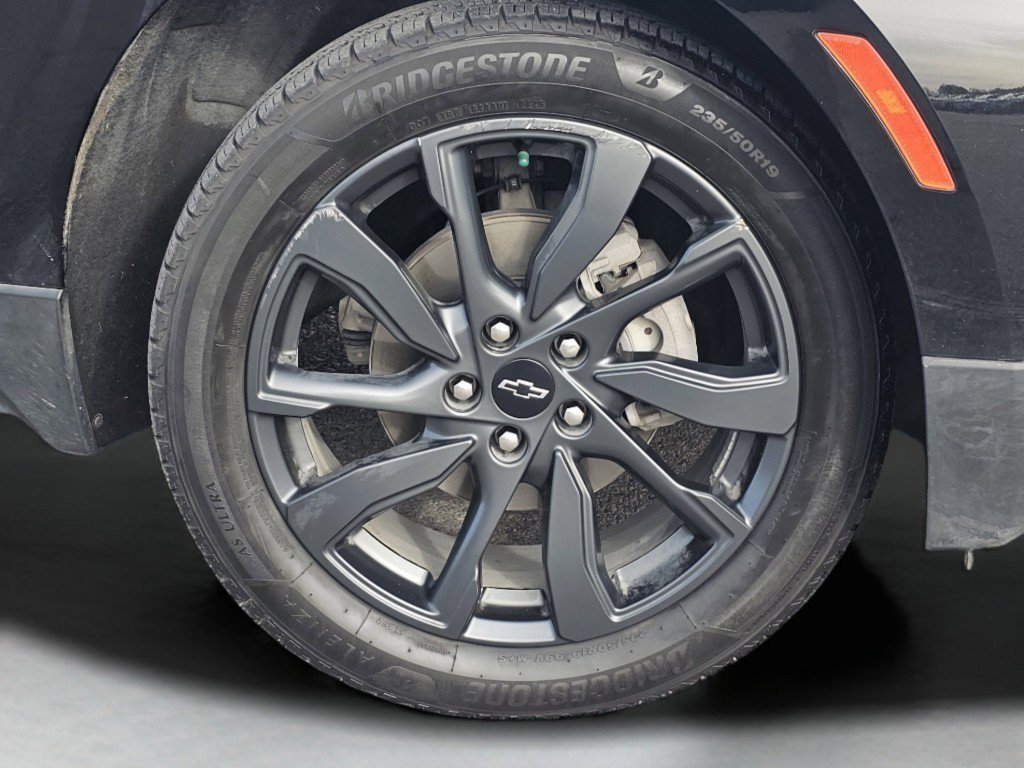 Used 2022 Chevrolet Equinox RS w/ RS Leather Package image 18